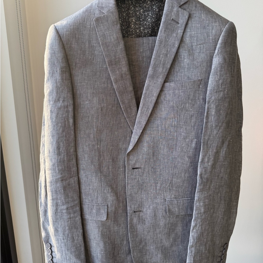 Bar III Gray linen suit